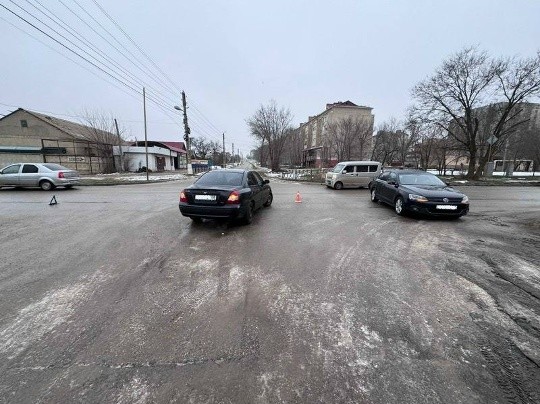 За прошедшую неделю на дорогах Калмыкии погибли четыре человека, 13 получили травмы различной степени тяжести.