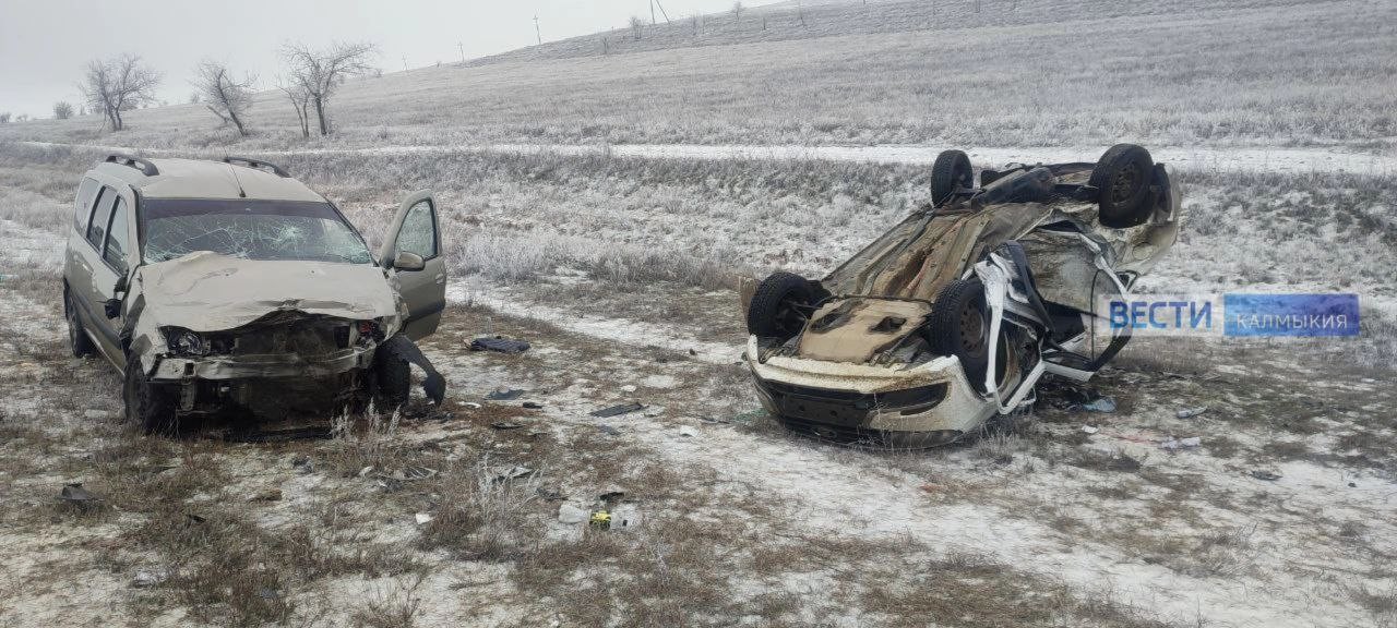 Прокуратура Калмыкии проводит проверку по факту смертельного ДТП в Кетченеровском районе.