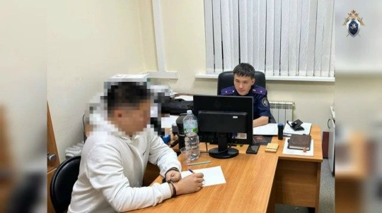 Сотрудник банка из Элисты приговорен к 4,5 годам колонии за попытку получить крупную взятку.