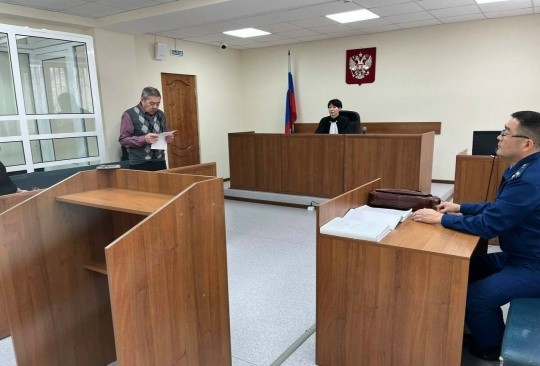 ️Иностранец в Элисте осуждён за попытку дать взятку сотруднику миграционной службы.