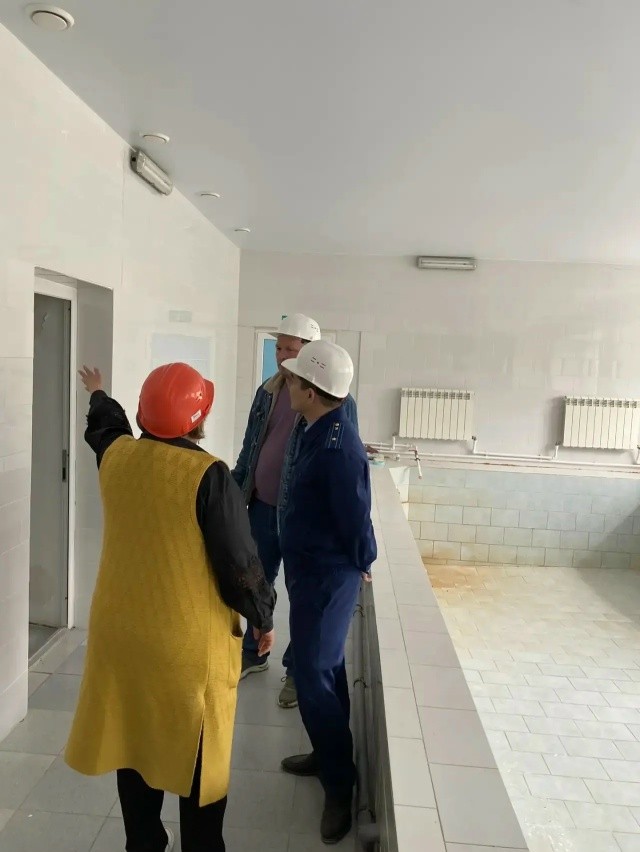 ️В Элисте проходит капитальный ремонт трёх детских садов и школ.