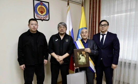 В день 75-летия тренер Калмыкии по вольной борьбе Фёдор Анчеев удостоен звания «Почётный гражданин Республики Калмыкия».