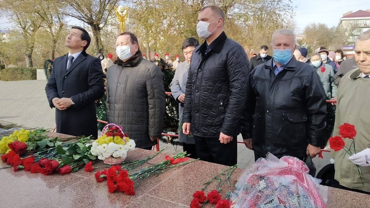 В Элисте почтили память Народного Генерала Басана Городовикова
